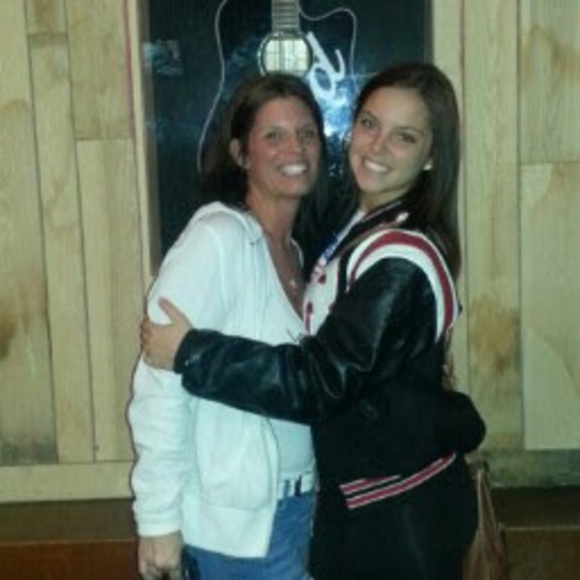 Meet your Posher, Crystal - Picture 1 of 1